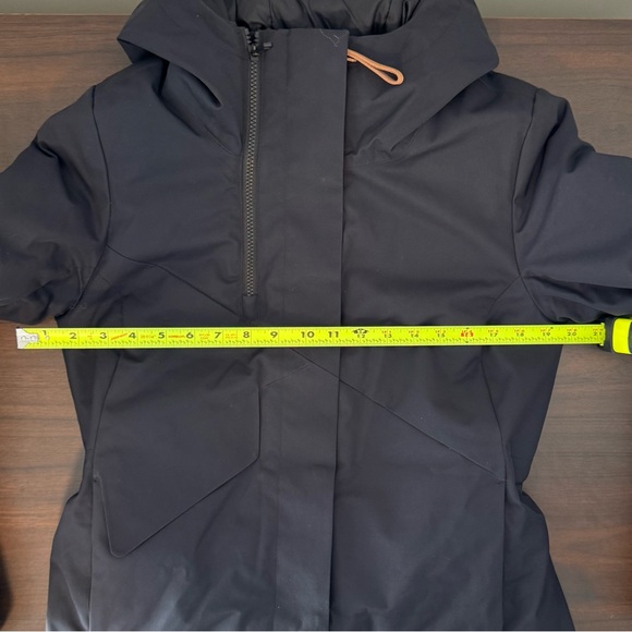 Indyeva - Women's Elegant, Black, Hooded, winter jacket, Ski Jacket, size small - Picture 8 of 9